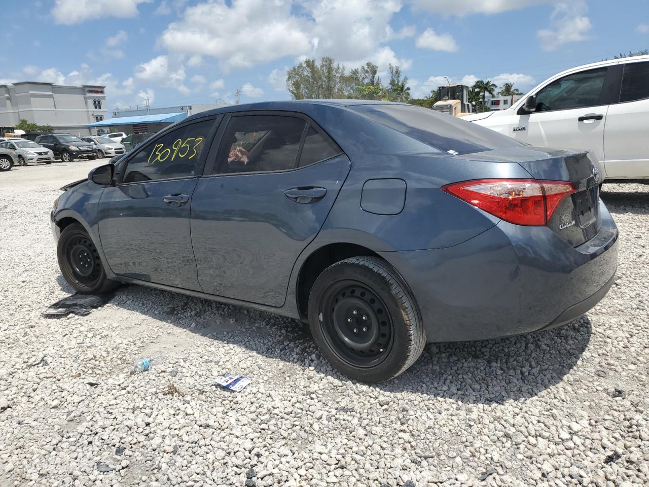 2T1BURHE6JC994324 2018 Toyota Corolla L