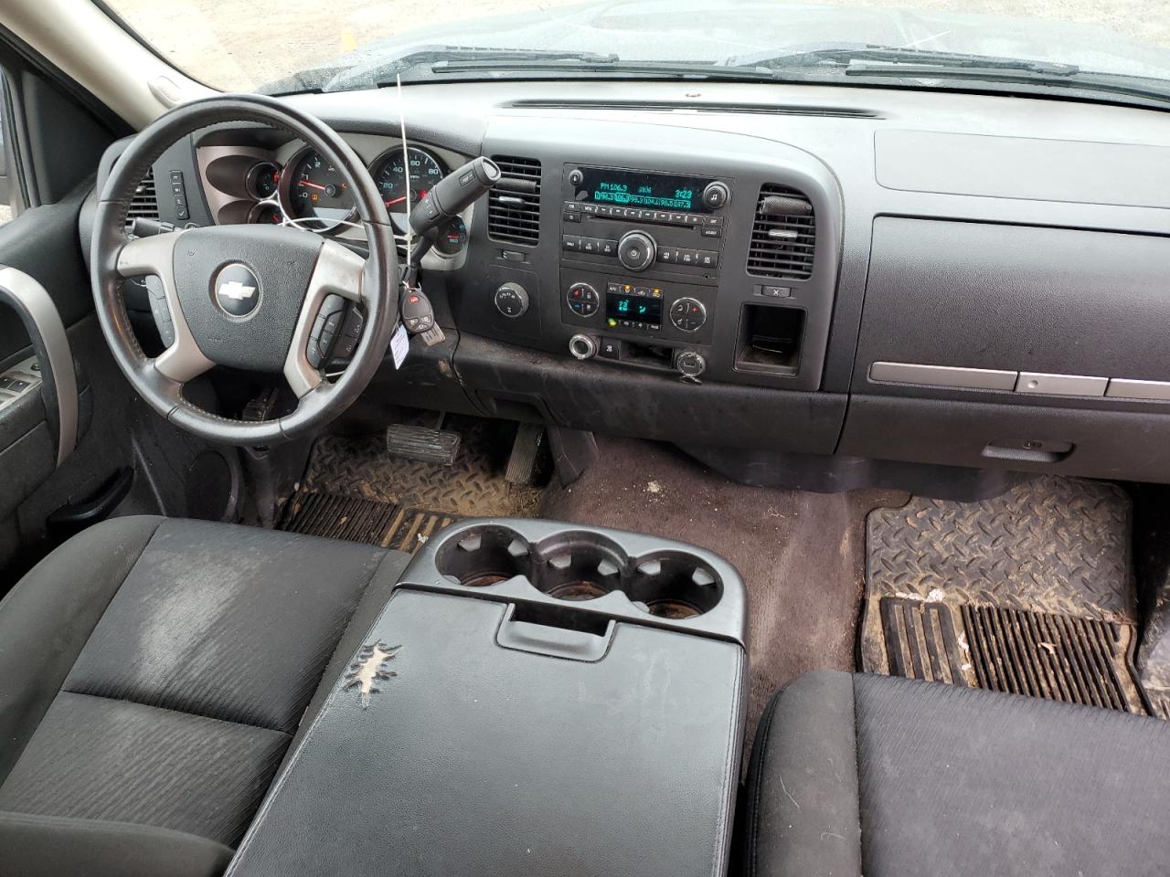 1GCSKSE38AZ199006 2010 Chevrolet Silverado K1500 Lt