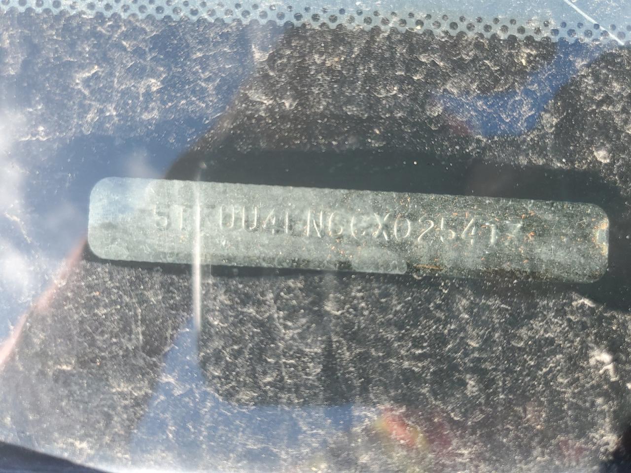 5TFUU4EN6CX025417 2012 Toyota Tacoma