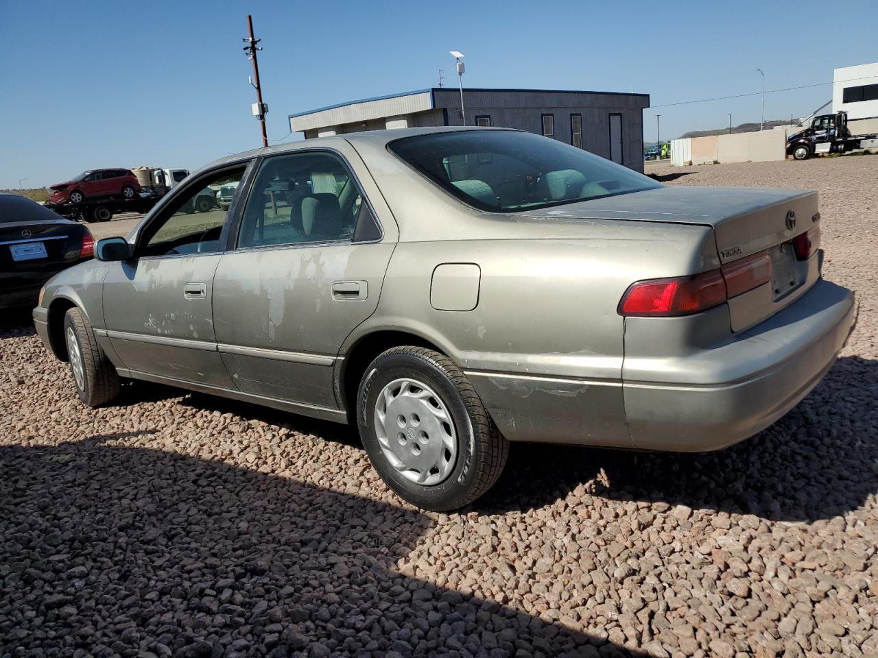 JT2BG22K9V0092370 1997 Toyota Camry Le