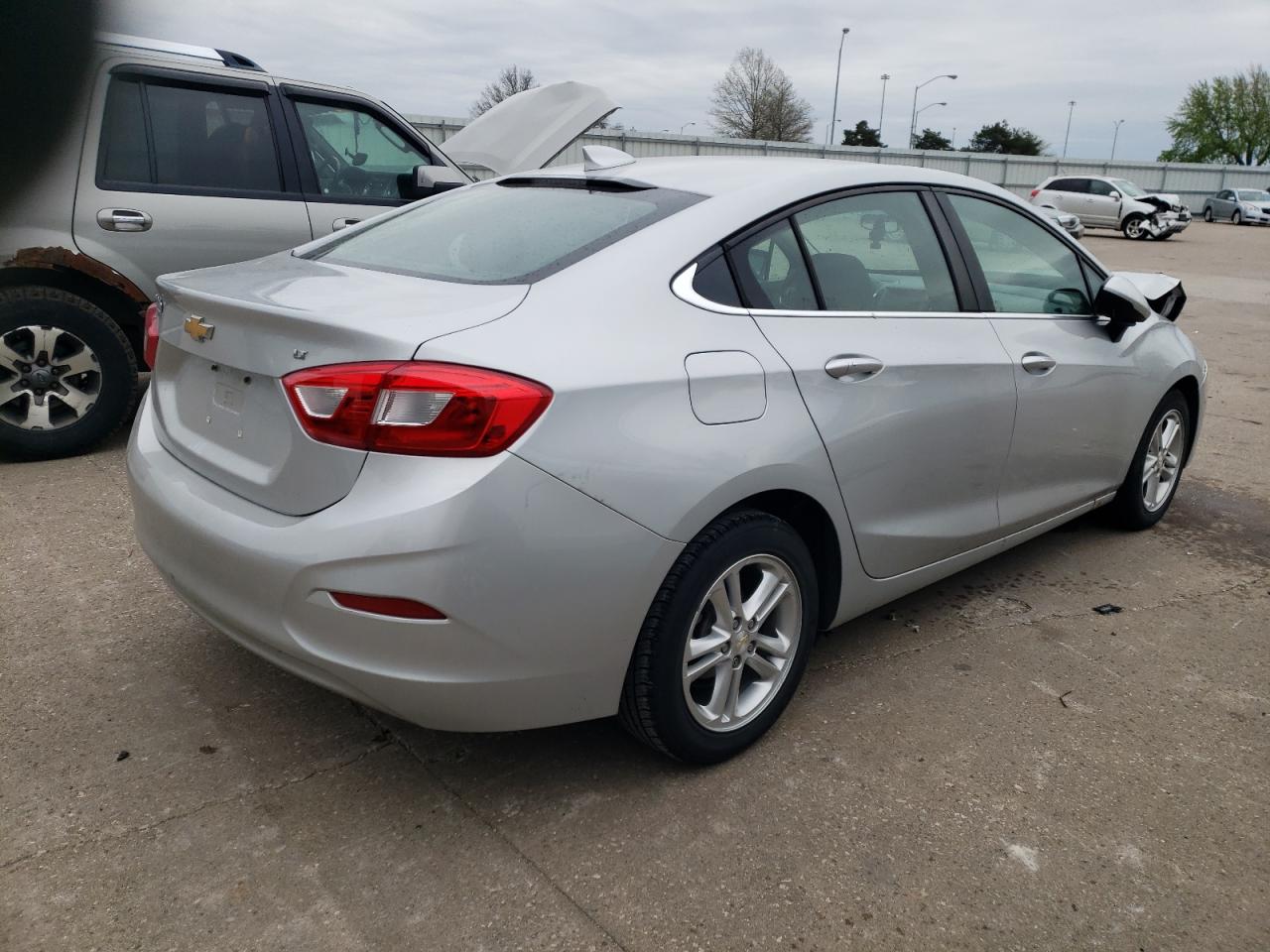 1G1BE5SM2G7233394 2016 Chevrolet Cruze Lt