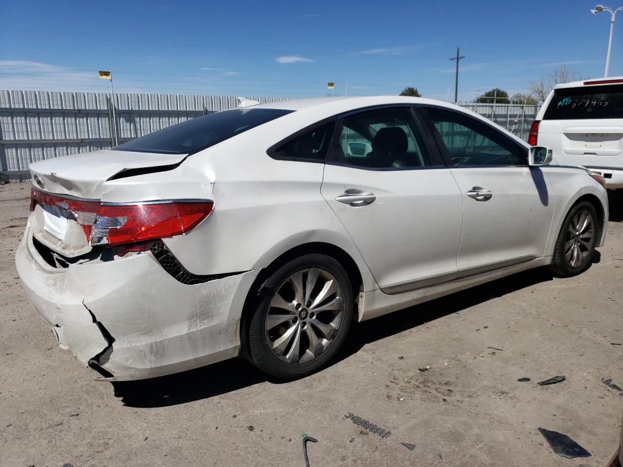 KMHFG4JG5DA201025 2013 Hyundai Azera