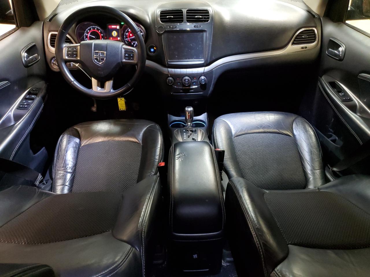 3C4PDDGG8JT430196 2018 Dodge Journey Crossroad