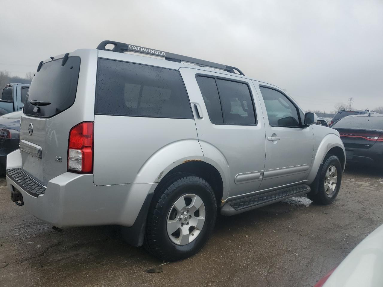 5N1AR18W97C641628 2007 Nissan Pathfinder Le