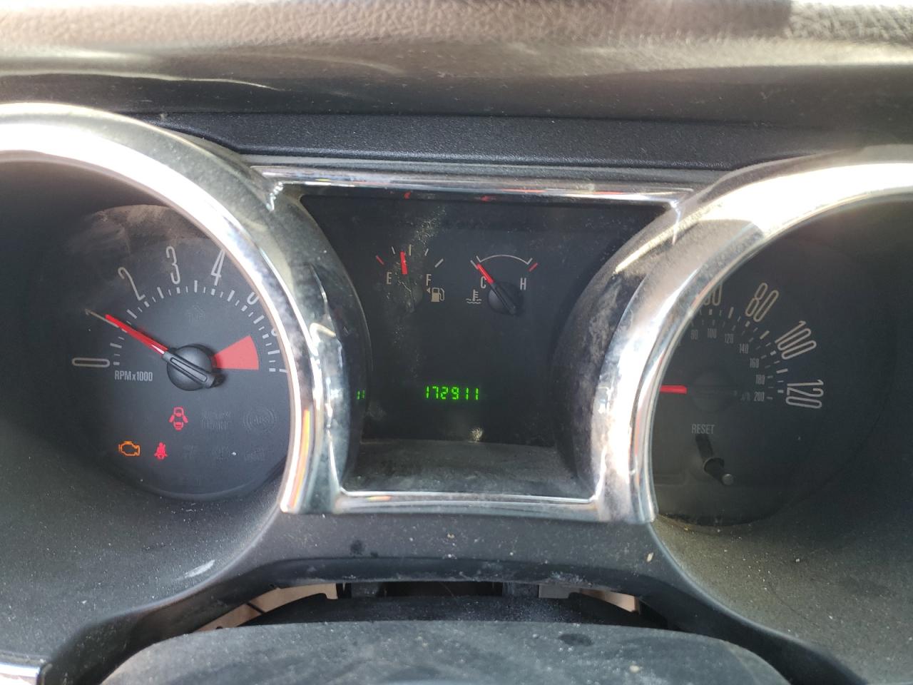 1ZVFT84N855220158 2005 Ford Mustang