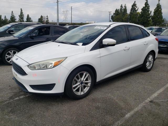 Lot #2471517056 2015 FORD FOCUS SE salvage car