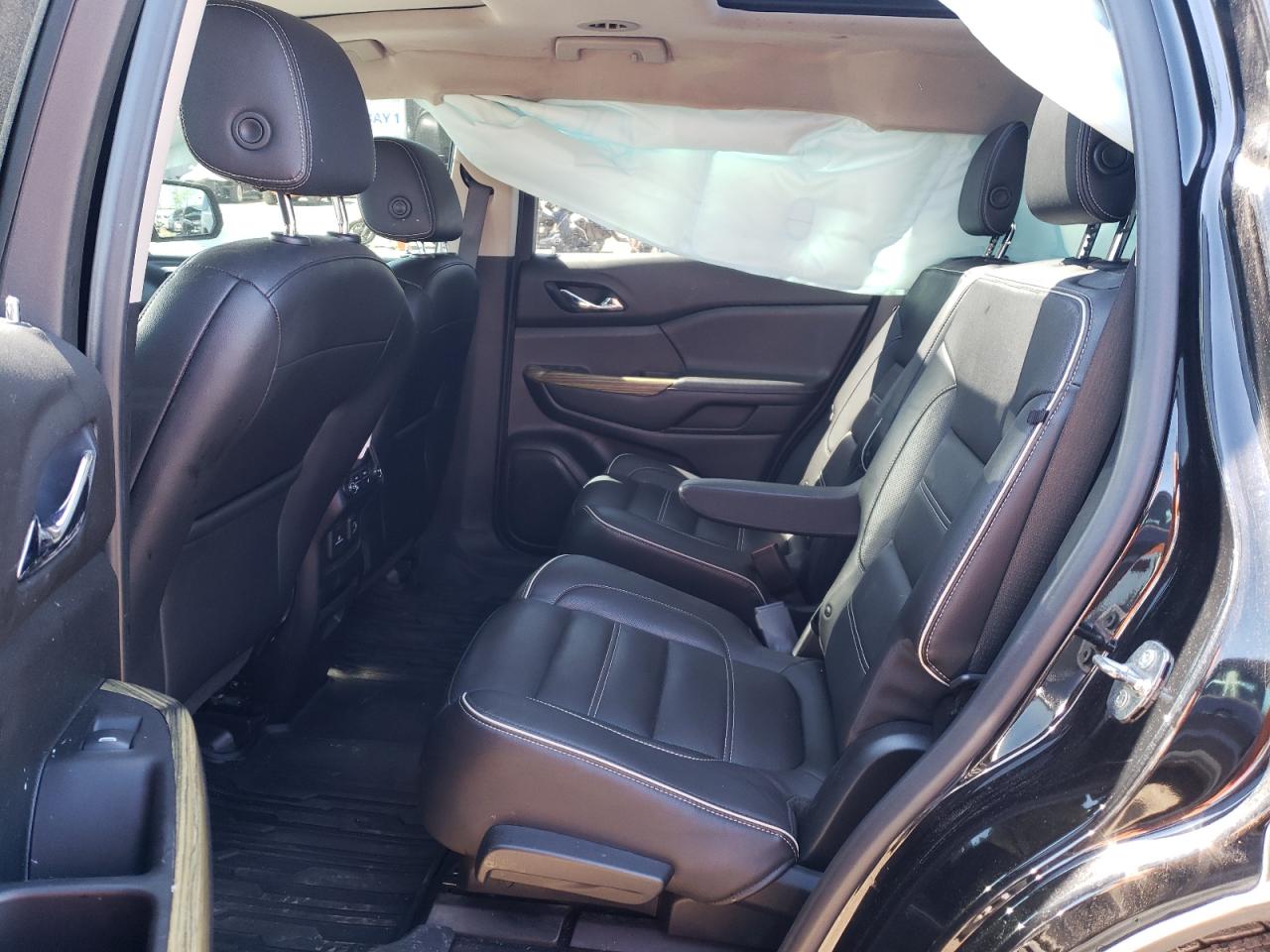 1GKKNXLSXKZ162558 2019 GMC Acadia Denali