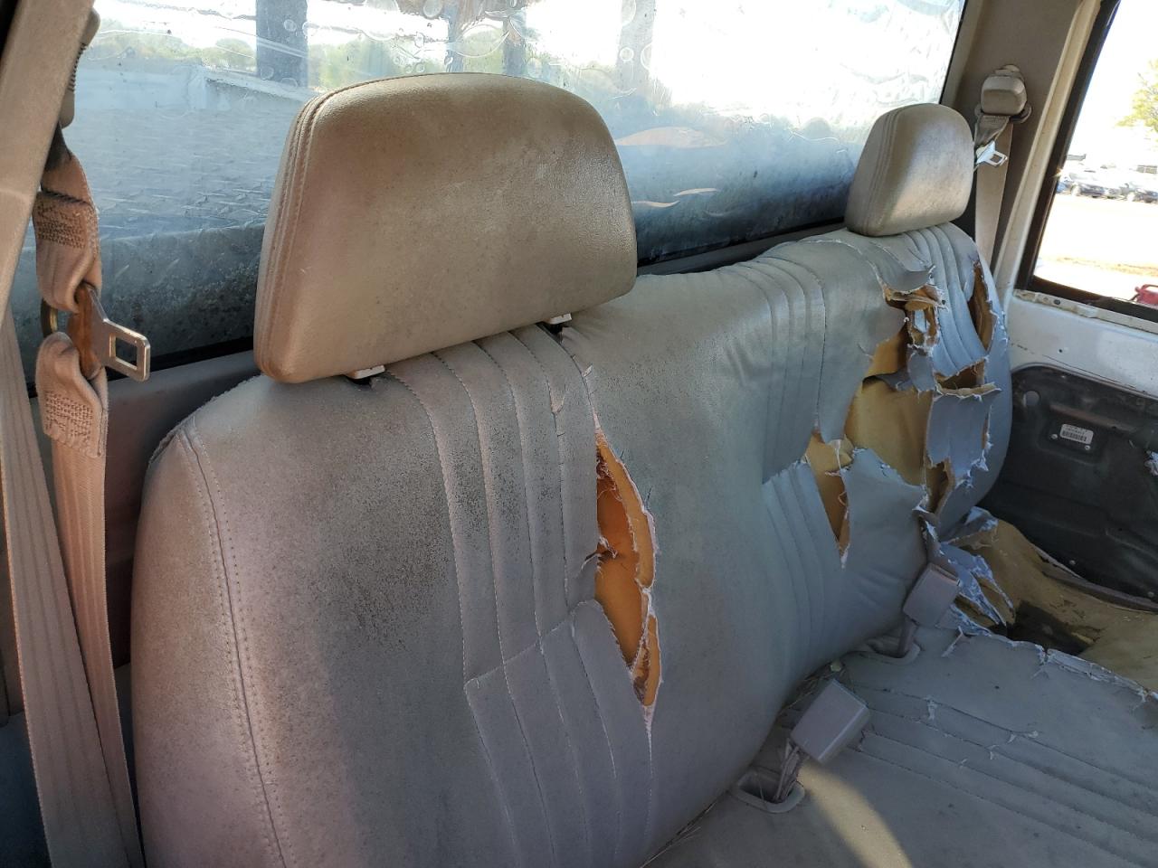 1GBGC24R8XF023175 1999 Chevrolet Gmt-400 C2500