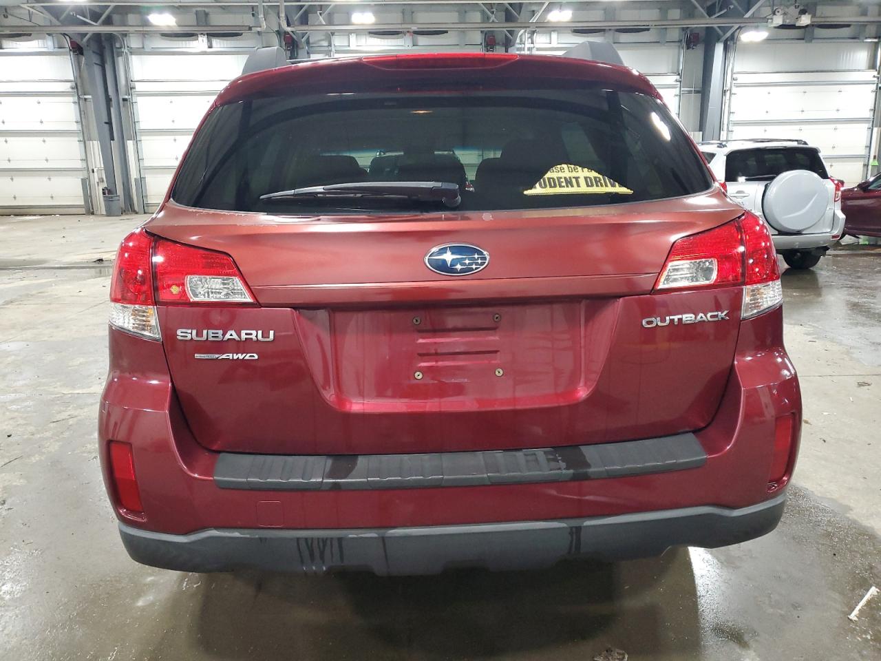 4S4BRCCC3B3415381 2011 Subaru Outback 2.5I Premium