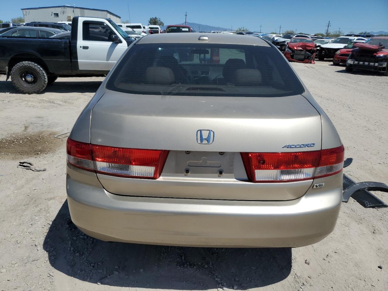 1HGCM665X4A059940 2004 Honda Accord Ex