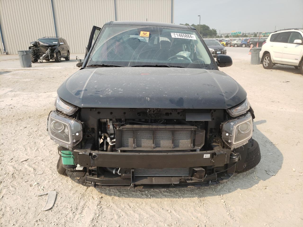 KMHRB8A37RU304629 2024 Hyundai Venue Se