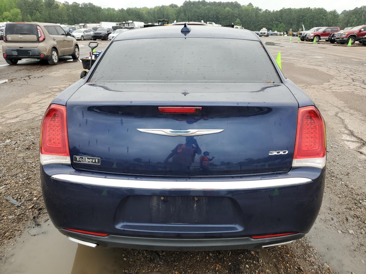 2C3CCAAG0FH882480 2015 Chrysler 300 Limited
