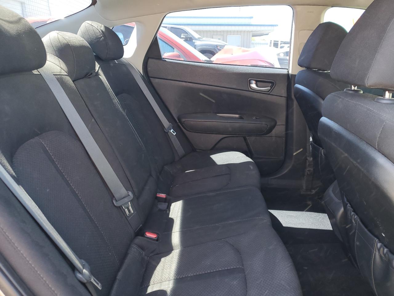 5XXGT4L37GG073569 2016 Kia Optima Lx