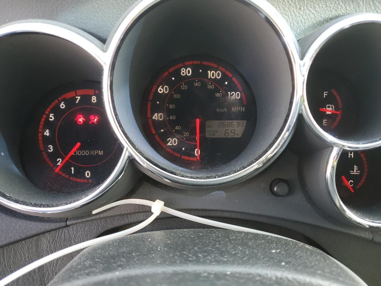 2T1KR32E95C421415 2005 Toyota Corolla Matrix Xr