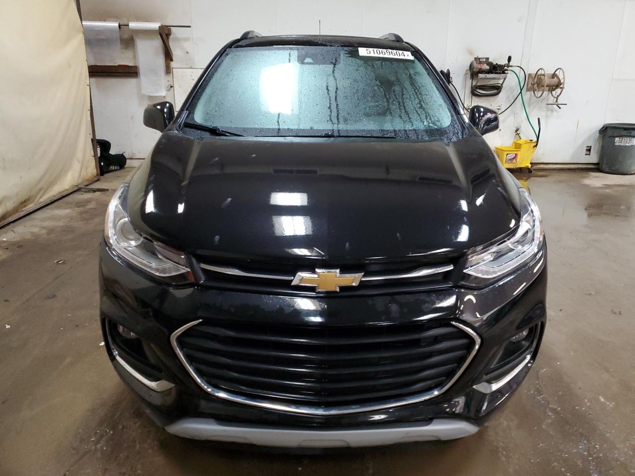 3GNCJMSB6JL296010 2018 Chevrolet Trax Premier