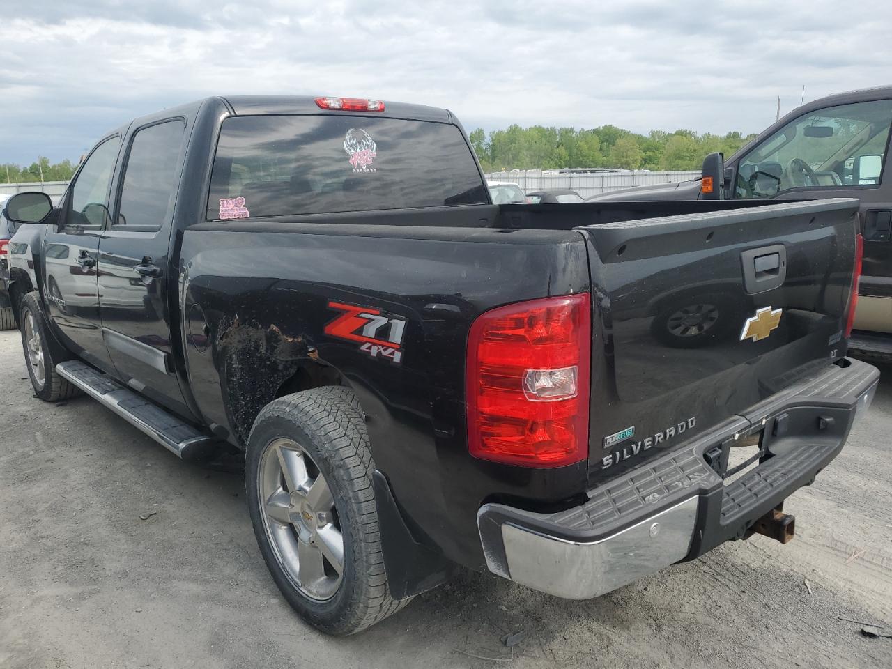3GCPKSE30BG333269 2011 Chevrolet Silverado K1500 Lt