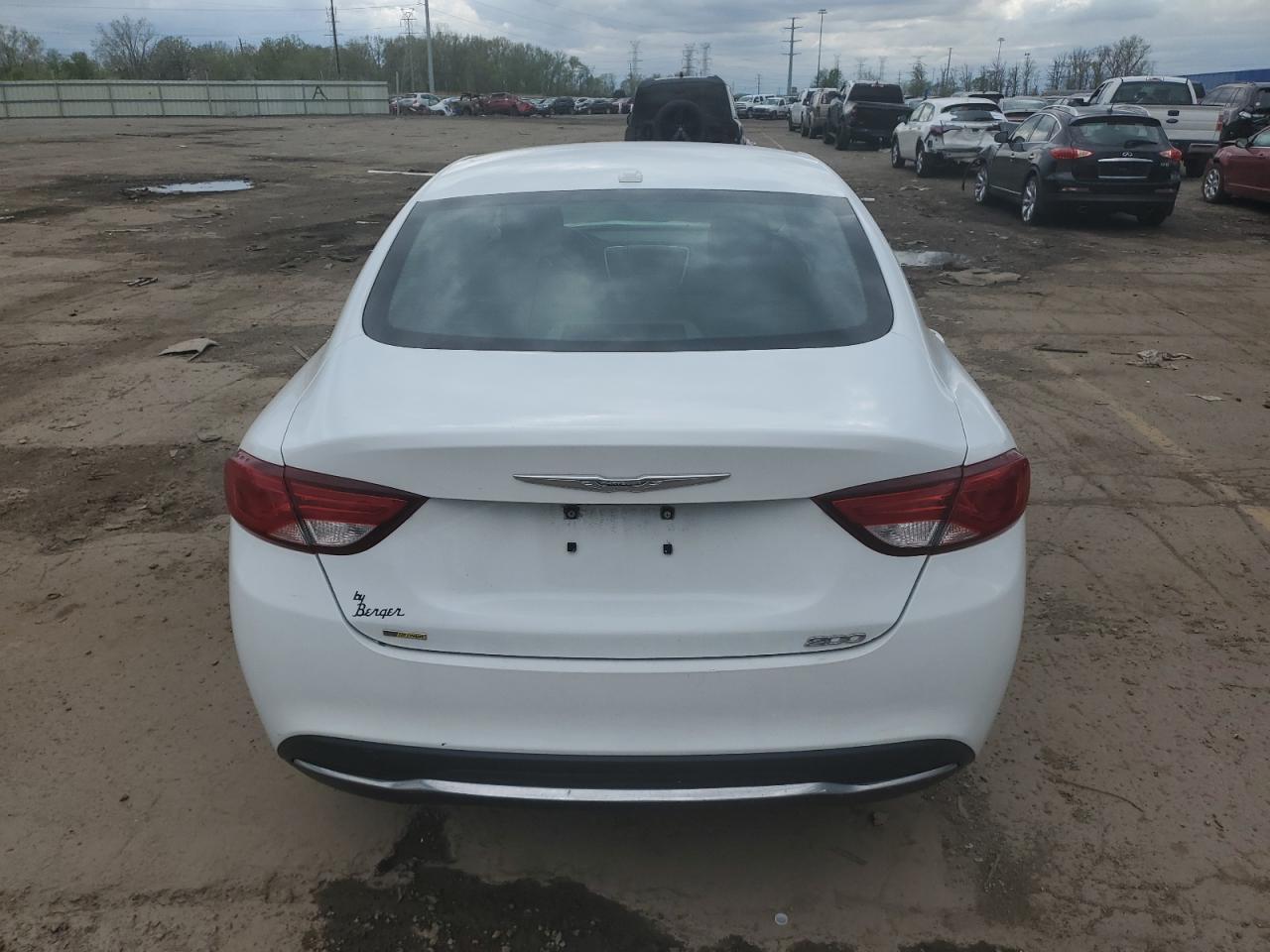 1C3CCCAB6GN103379 2016 Chrysler 200 Limited