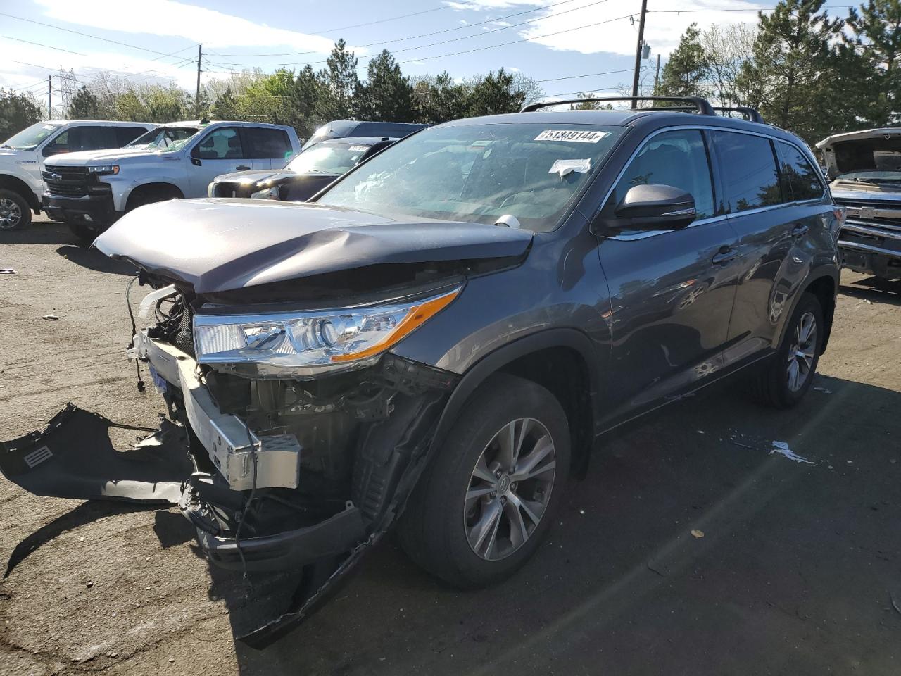 5TDBKRFH4ES025072 2014 Toyota Highlander Le