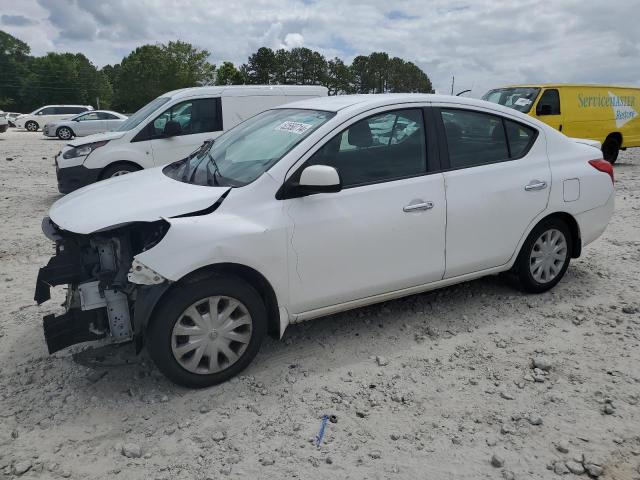 Lot #2501464026 2013 NISSAN VERSA S salvage car