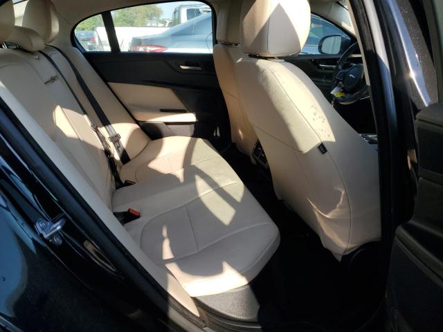2017 JAGUAR XE PREMIUM SAJAD4BGXHA979009