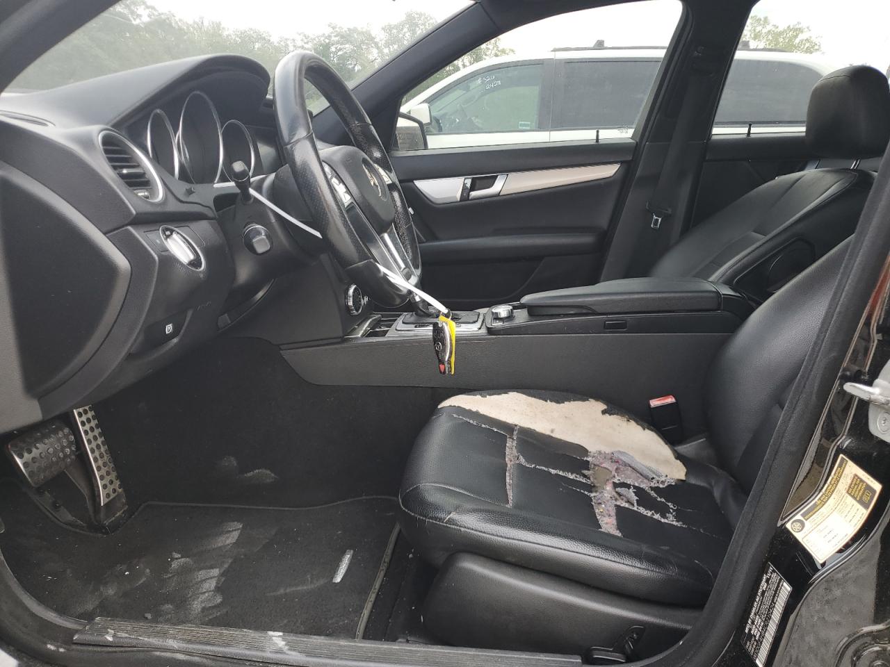 WDDGF4HB4CR210424 2012 Mercedes-Benz C 250