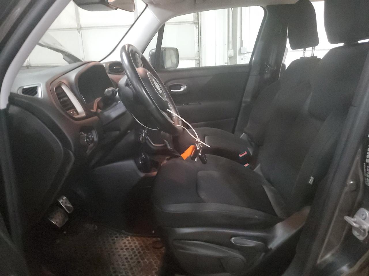 ZACCJBBTXGPE34427 2016 Jeep Renegade Latitude