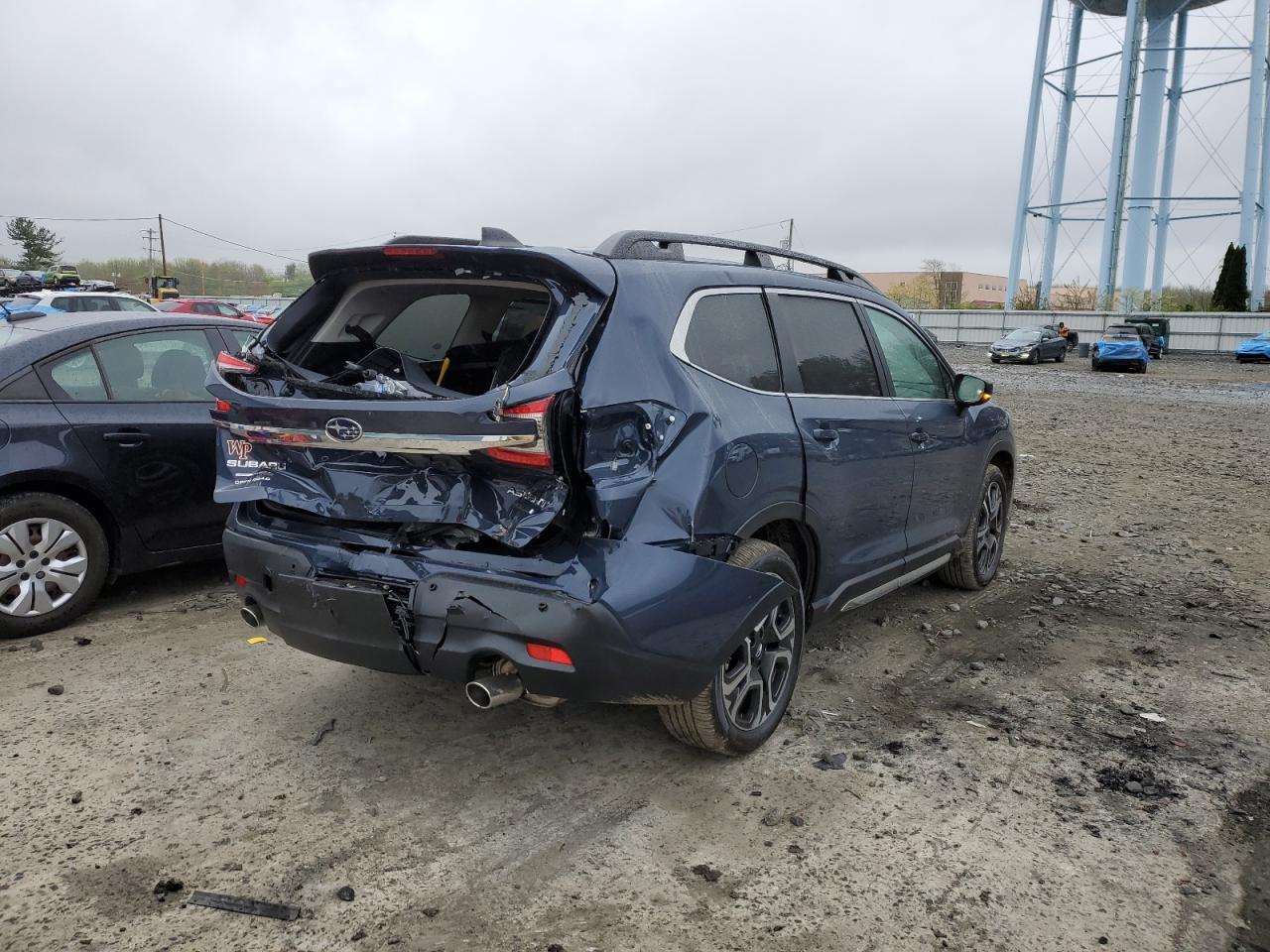 4S4WMAUD1R3404384 2024 Subaru Ascent Limited