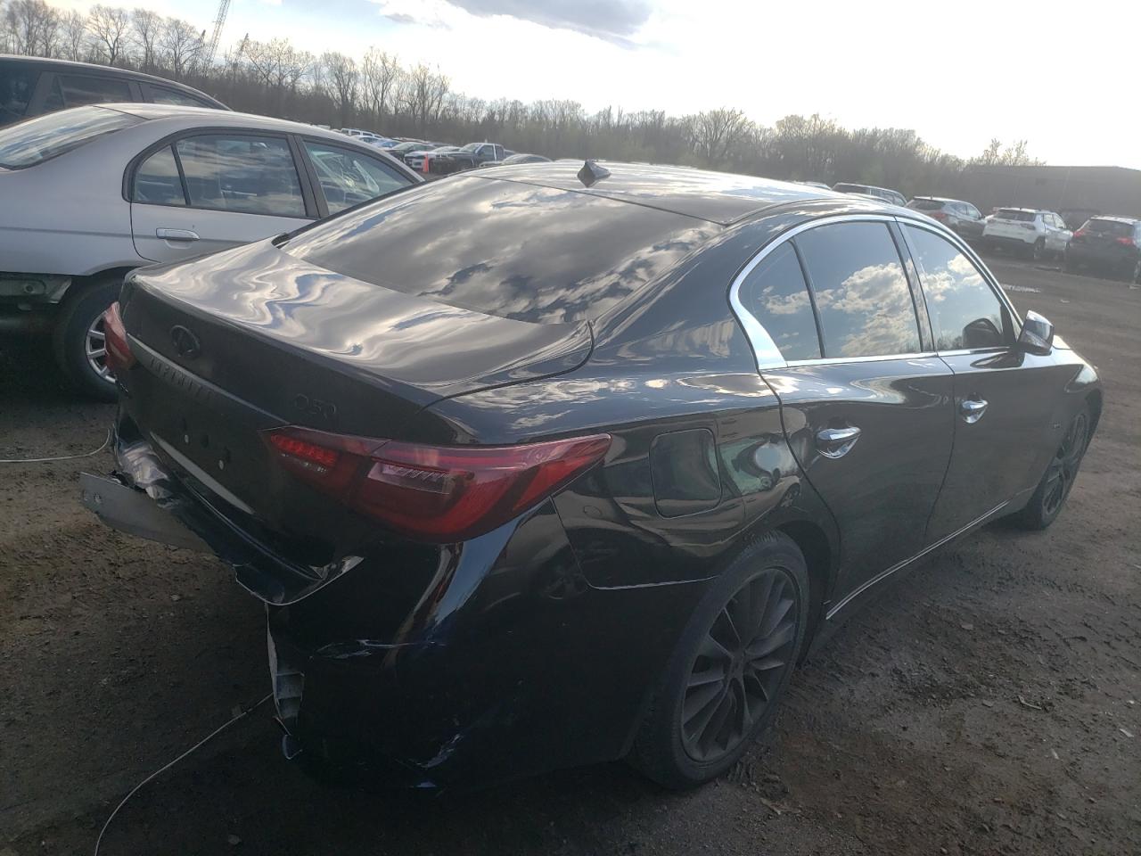 JN1EV7AR6JM441299 2018 Infiniti Q50 Luxe