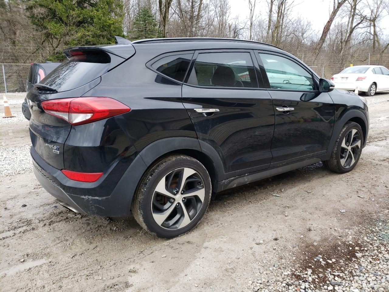 2016 Hyundai Tucson Limited vin: KM8J3CA23GU098453