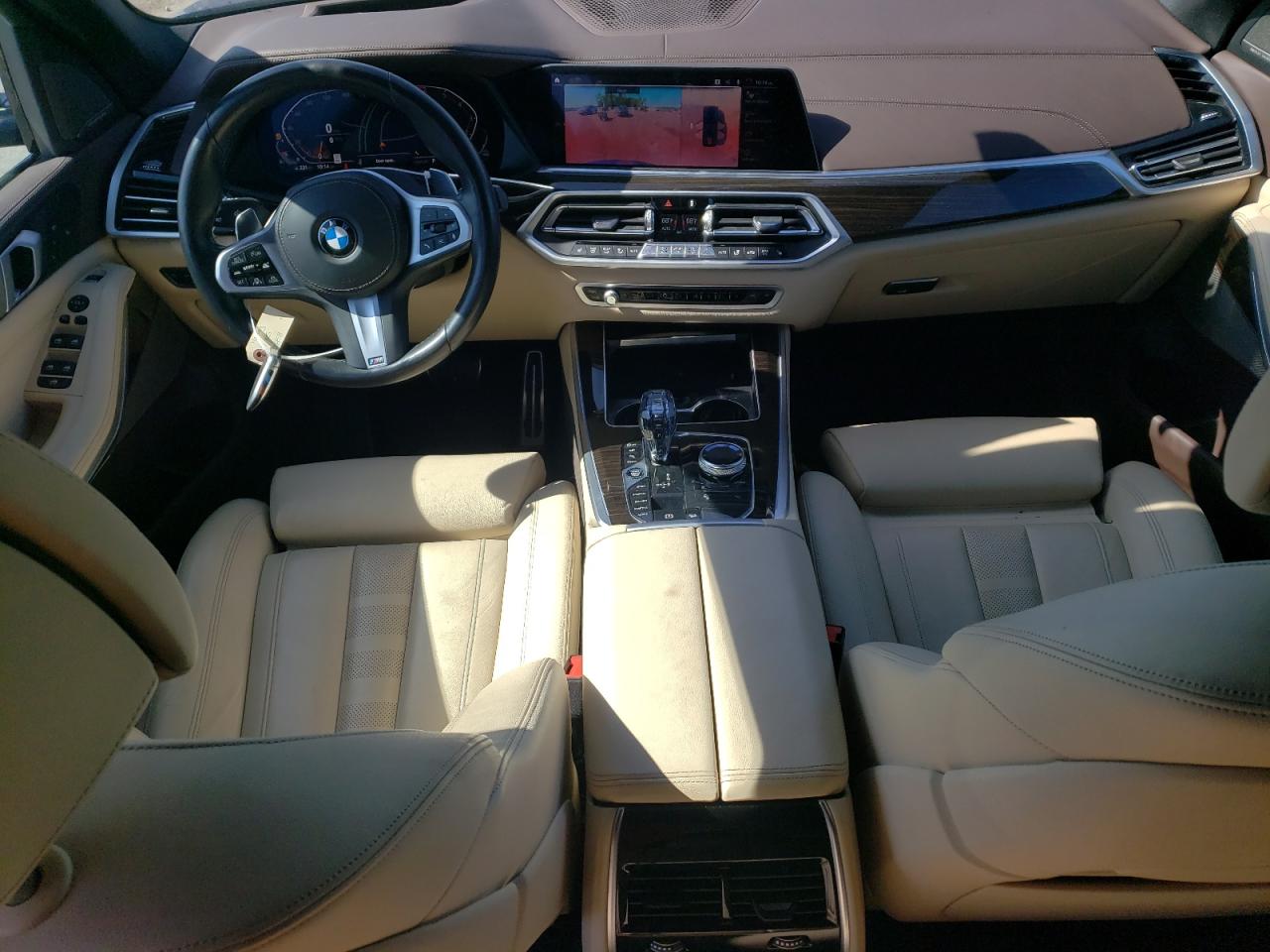 5UXJU2C57KLB15211 2019 BMW X5 xDrive50I