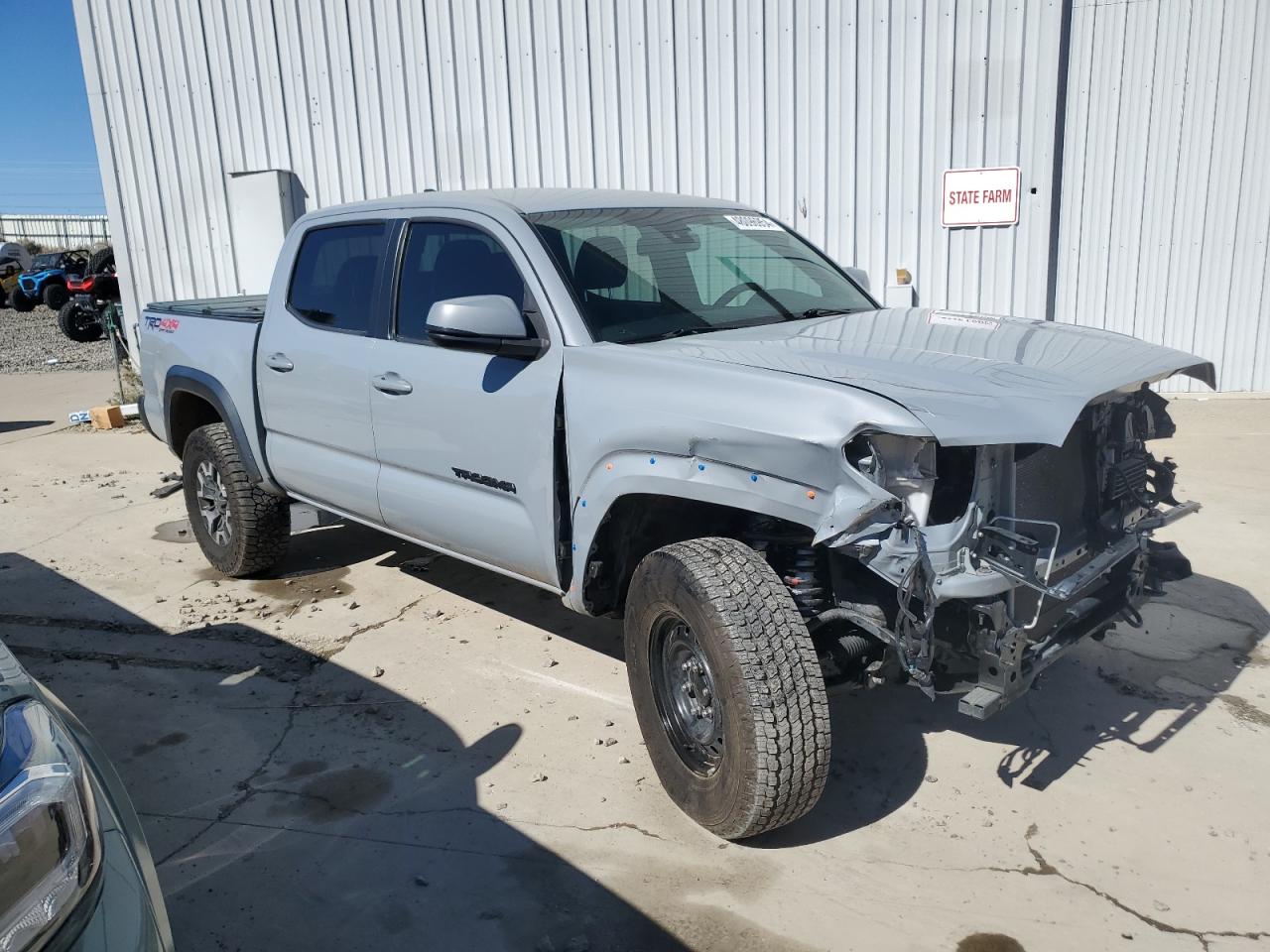 3TMCZ5AN6JM166032 2018 Toyota Tacoma Double Cab