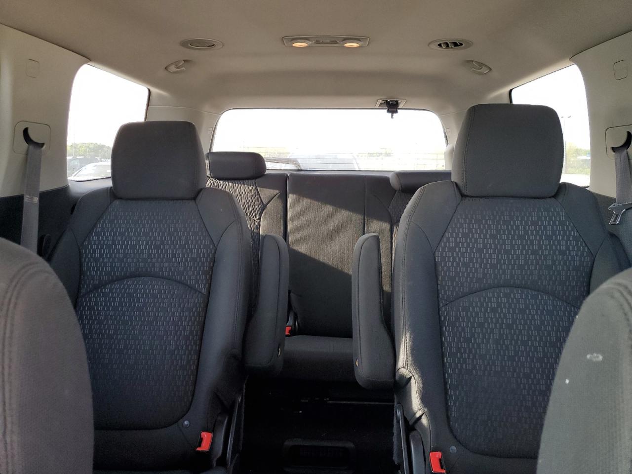 1GKKVPED2CJ145588 2012 GMC Acadia Sle