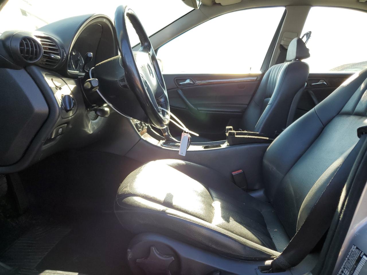 WDBRF81J85F580774 2005 Mercedes-Benz C 240 4Matic