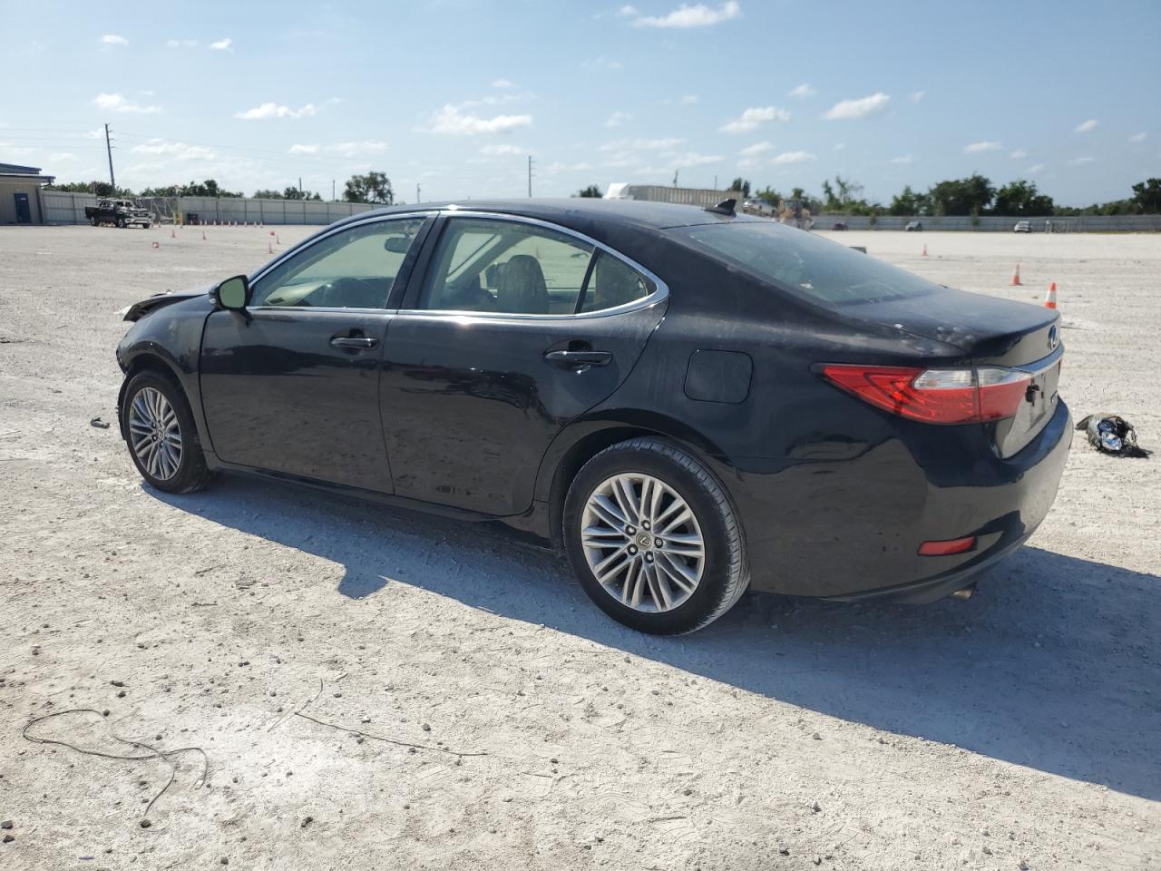 JTHBK1GG1D2068120 2013 Lexus Es 350