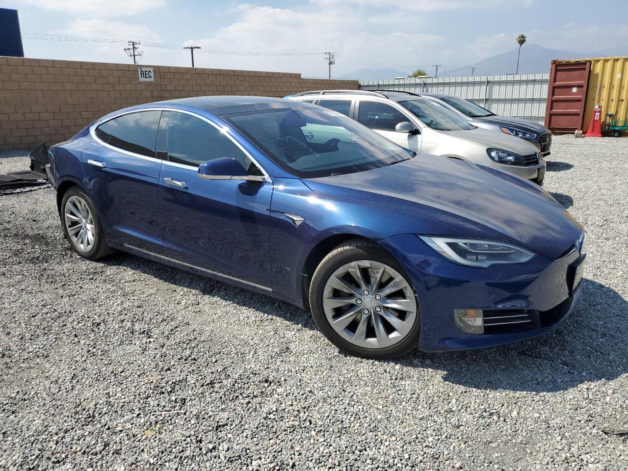 5YJSA1E28JF272708 2018 Tesla Model S