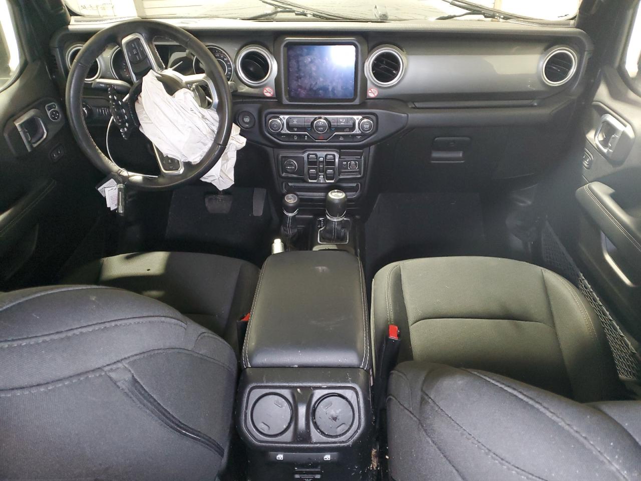 1C4HJXEN7NW251082 2022 Jeep Wrangler Unlimited Sahara