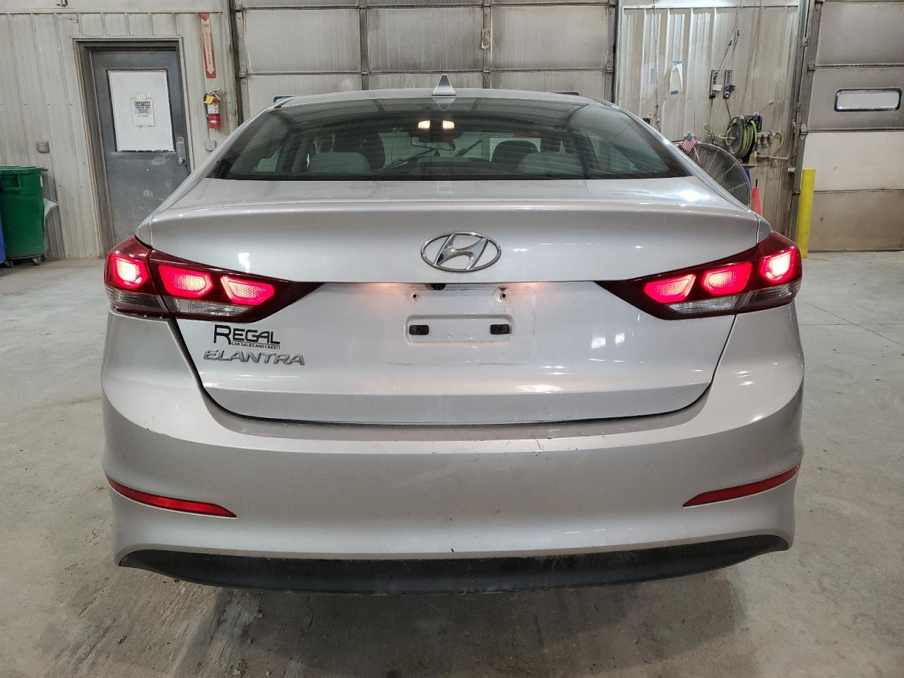 5NPD84LF0JH258878 2018 Hyundai Elantra Sel