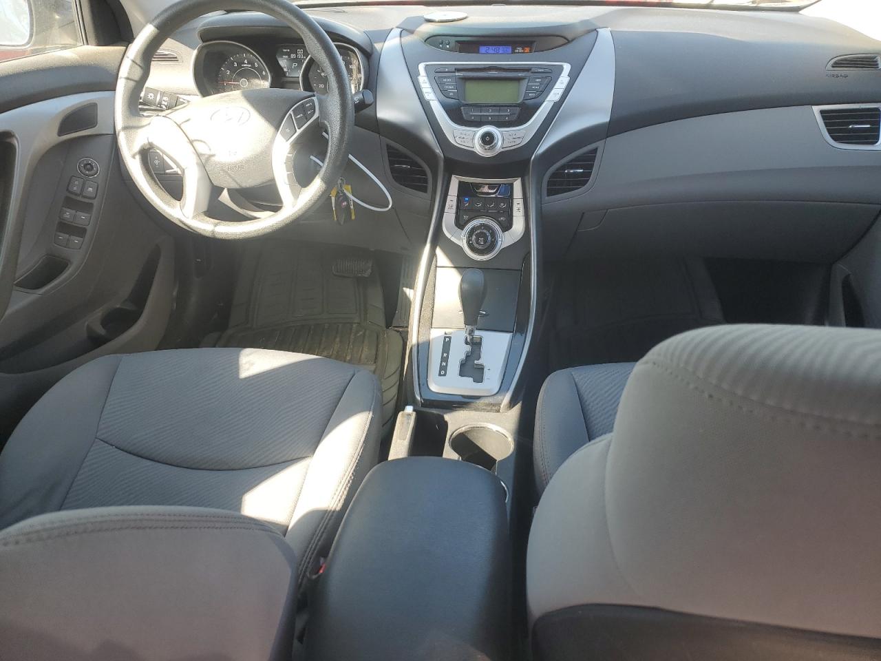 5NPDH4AE3CH140739 2012 Hyundai Elantra Gls