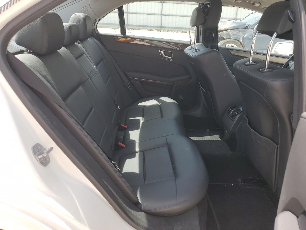 WDDHF8HB7BA430987 2011 Mercedes-Benz E 350 4Matic