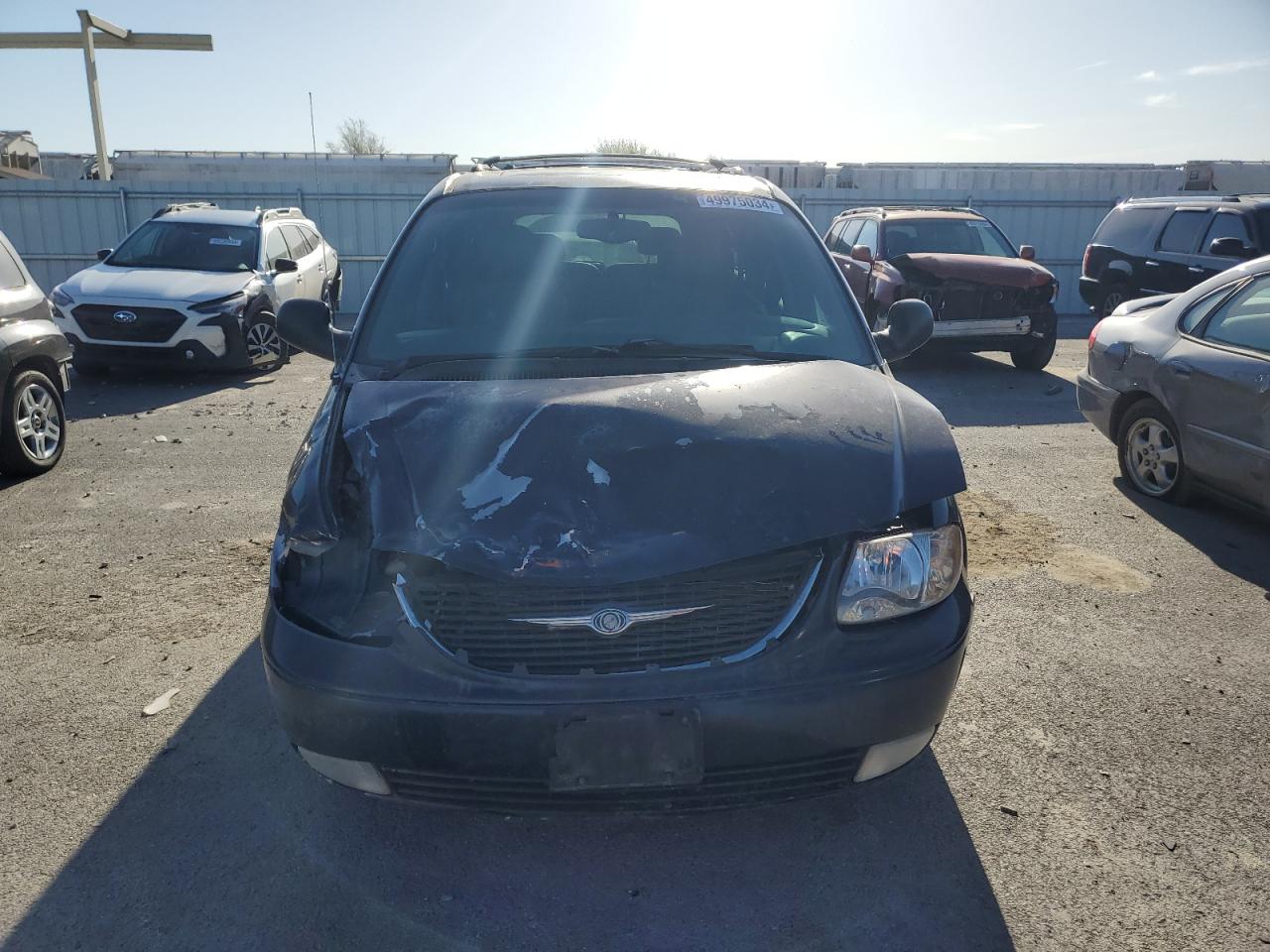 2C8GP64L44R593809 2004 Chrysler Town & Country Limited