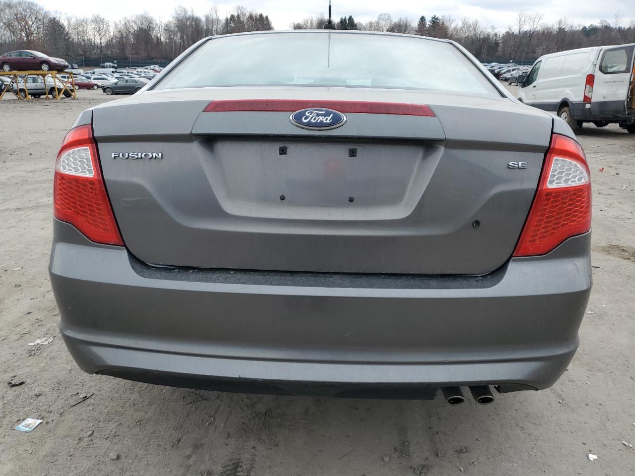 3FAHP0HA7AR300086 2010 Ford Fusion Se