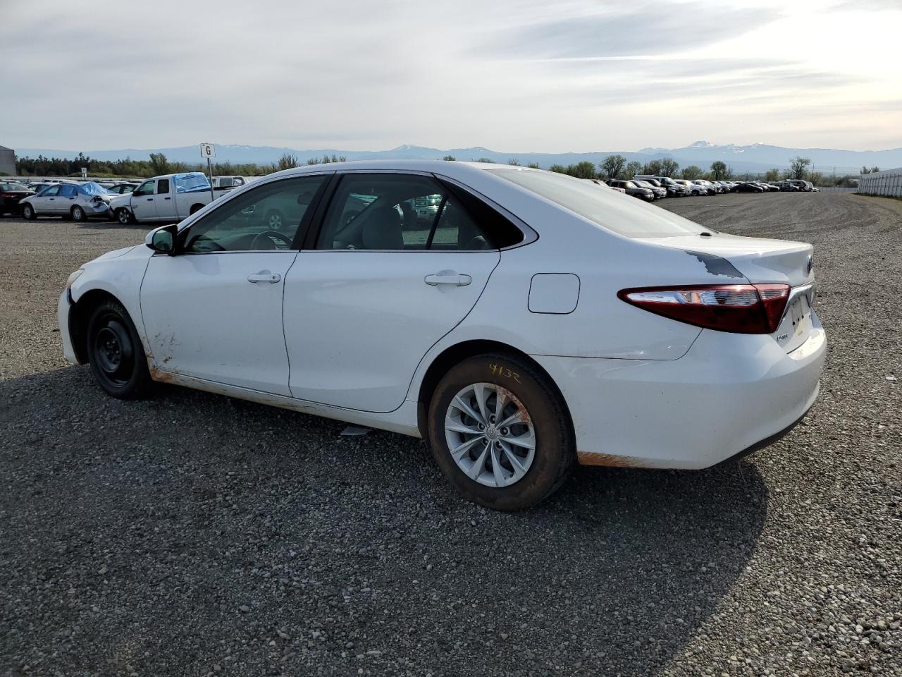 2015 Toyota Camry Le vin: 4T4BF1FK1FR481434