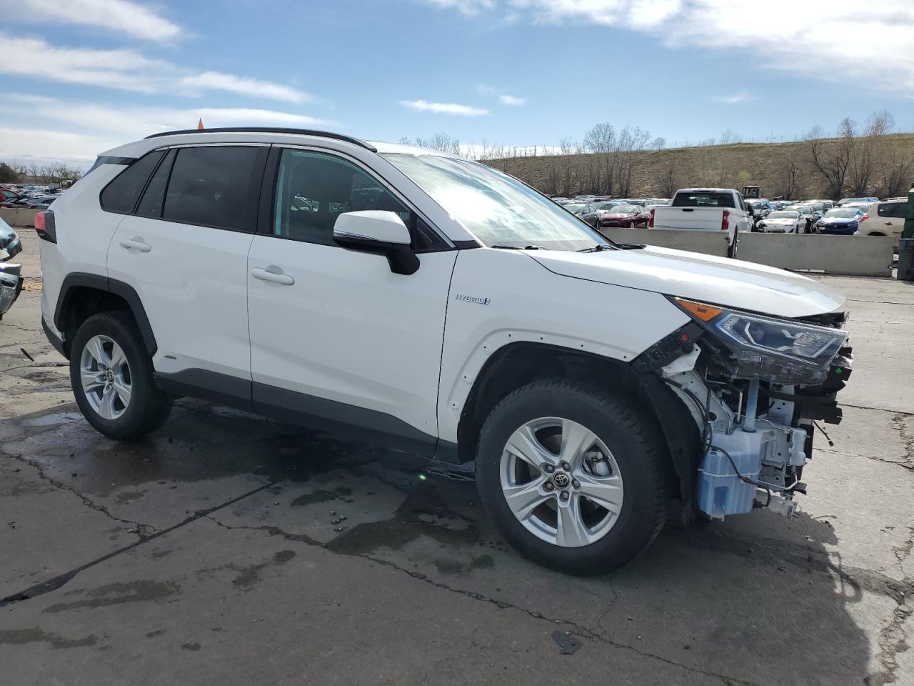 4T3RWRFV6MU021742 2021 Toyota Rav4 Xle