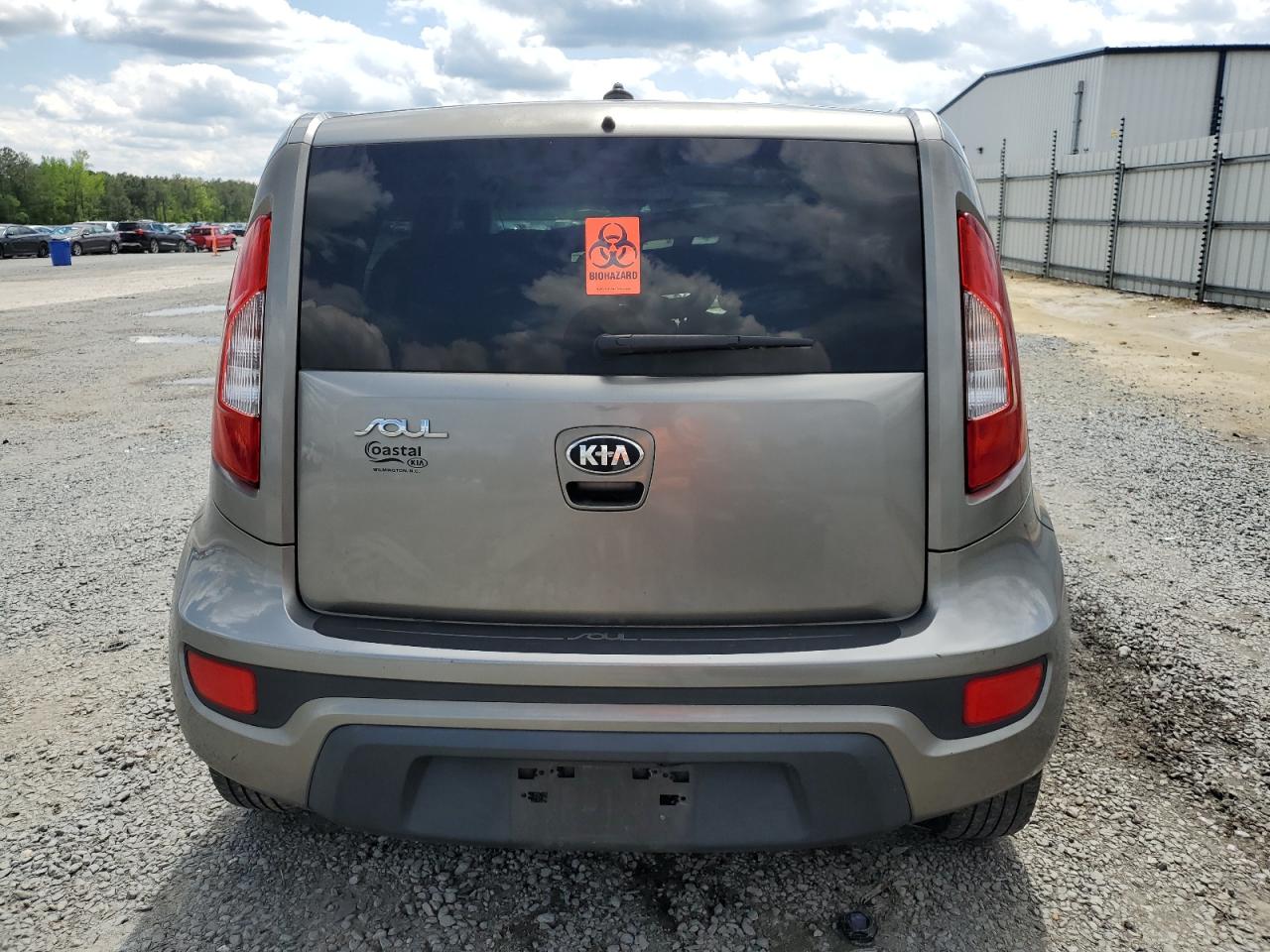 KNDJT2A55D7626528 2013 Kia Soul