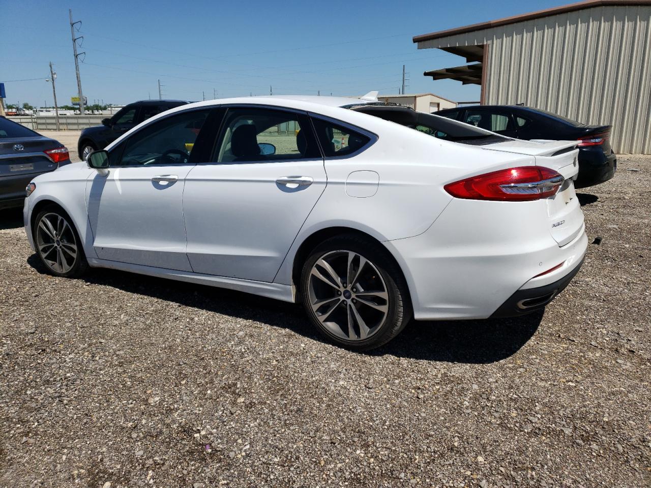 3FA6P0D96KR243626 2019 Ford Fusion Titanium