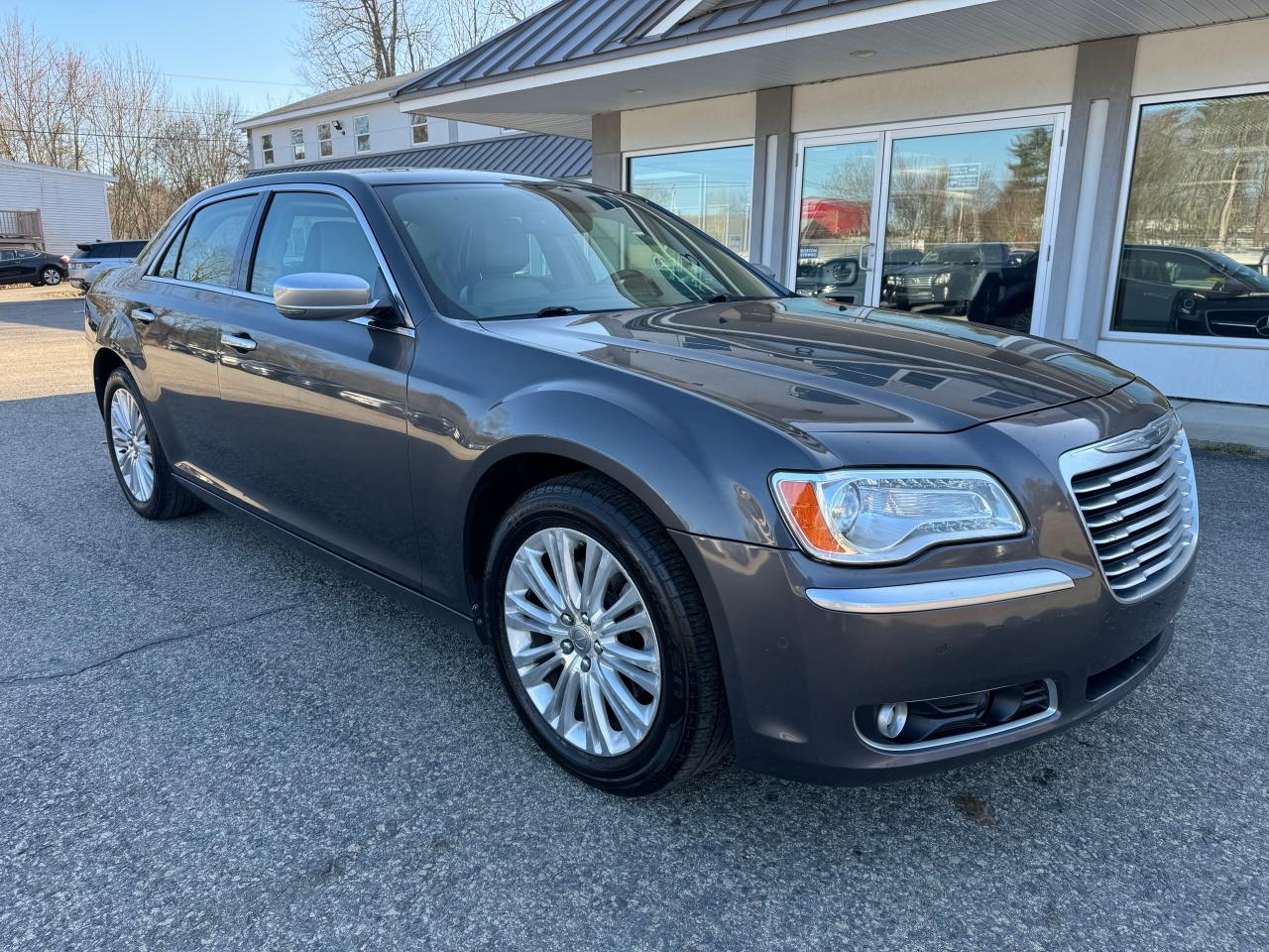 2013 Chrysler 300C Luxury vin: 2C3CCASG9DH565020