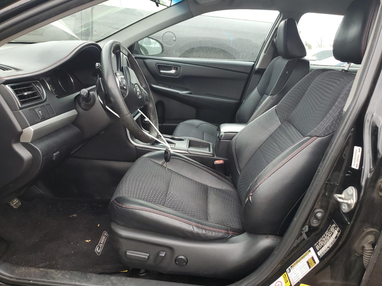 4T1BF1FK0FU973110 2015 Toyota Camry Le