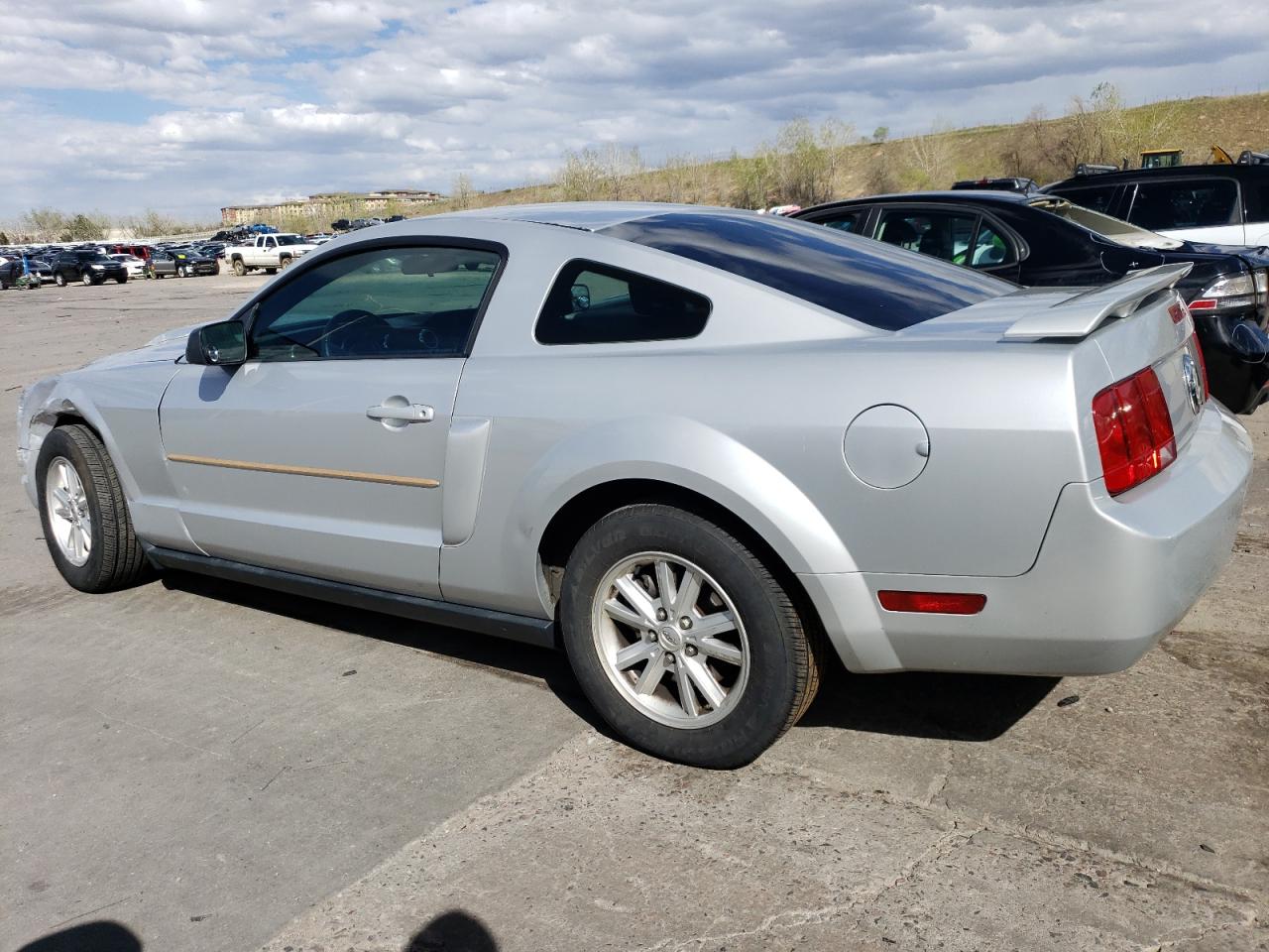 1ZVFT80N255209050 2005 Ford Mustang