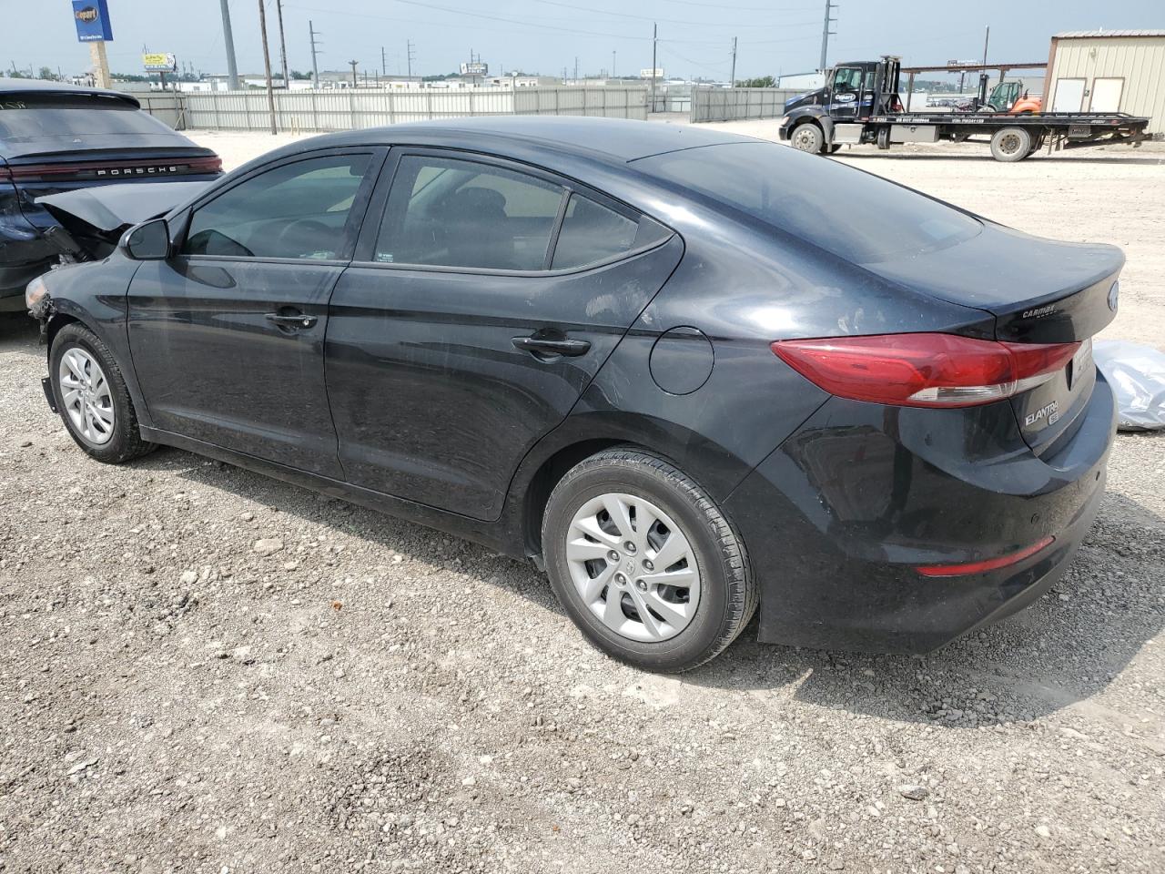 5NPD74LF6JH288549 2018 Hyundai Elantra Se