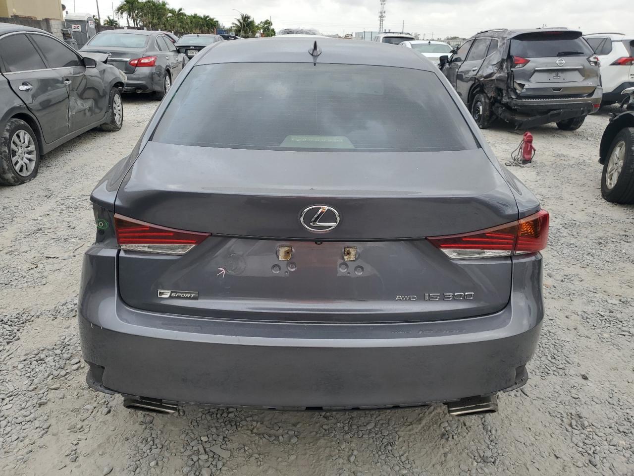 JTHC81D23J5029907 2018 Lexus Is 300